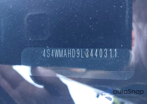 2020 Subaru Ascent Premium из США, поврежденный, VIN 4S4WMAHD9L3440311